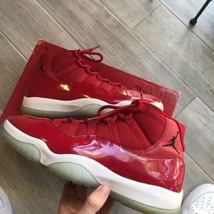 Jordan 11 ‘Win Like 96’ size 10.5